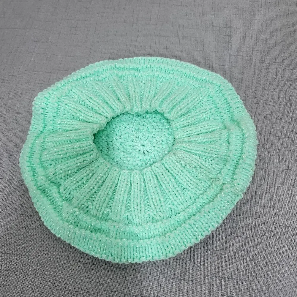 Vintage 70s Handmade Mint Green Metallic Glitter Ribbed Knit Beret Hat Hippie‎